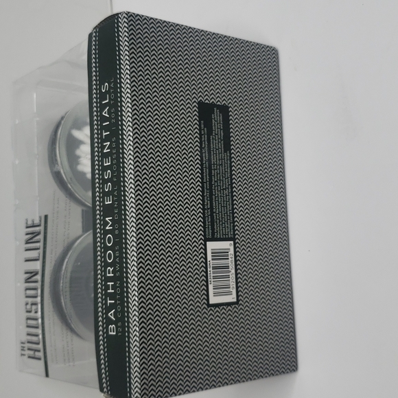 THE HUDSON LINE BATHROOM ESSENTIALS, - Picture 3 of 7